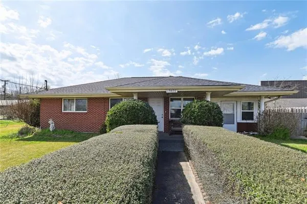 $195,000 | 15457 River Road, Hahnville, LA 70057