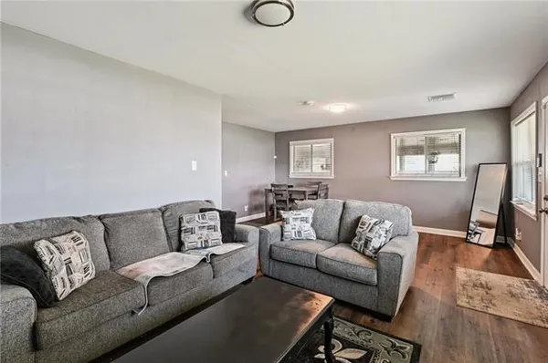 $195,000 | 15457 River Road, Hahnville, LA 70057