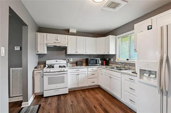 $195,000 | 15457 River Road, Hahnville, LA 70057