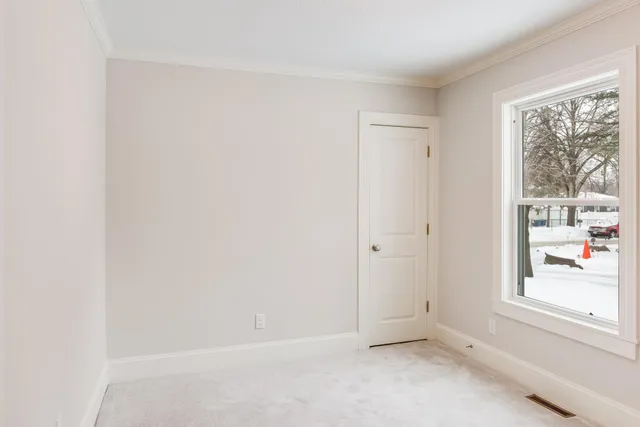 $400,000 | 4158 Zane Avenue North, Robbinsdale, MN 55422