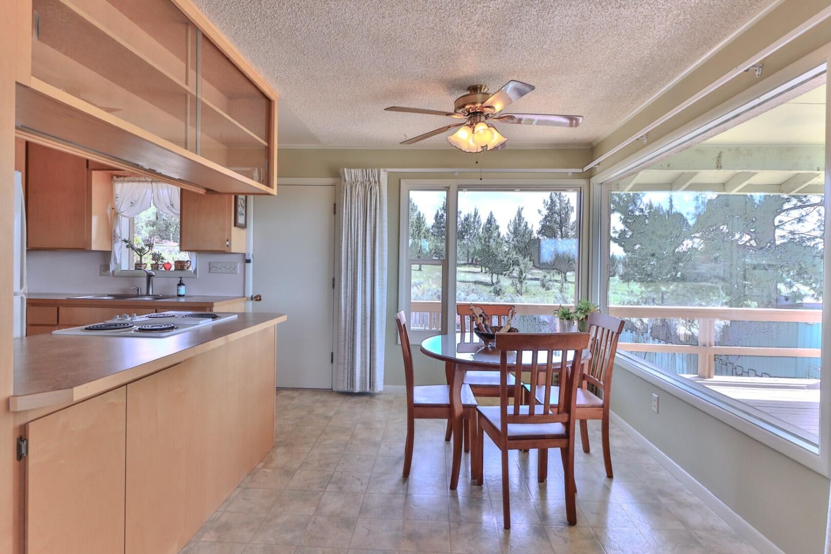 22460 McArdle Road Bend, OR 97702 - Photo 7 of 32 Pic 8