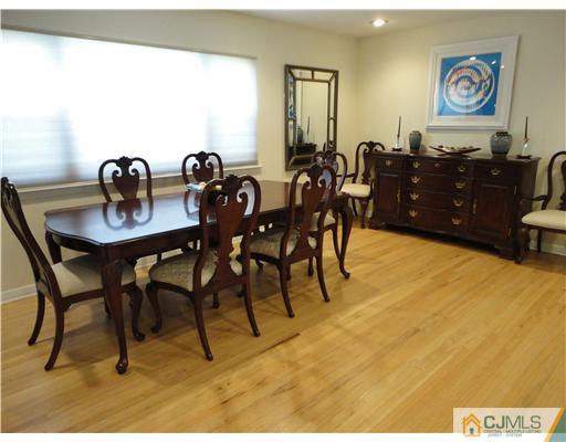 33 Winton Road East Brunswick, NJ 08816 - Photo 2 of 18 Gallery Image 2