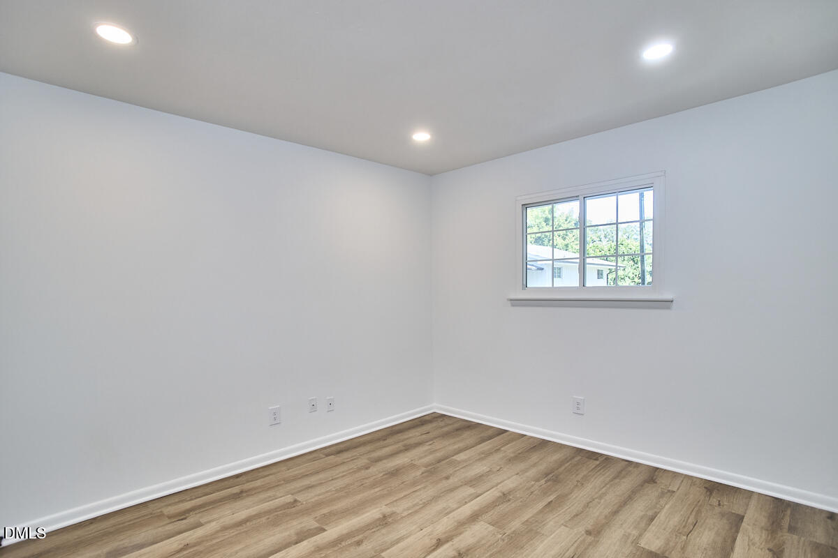 2600 Noble Road, Unit D Raleigh, NC 27608 - Photo 7 of 17 067-2