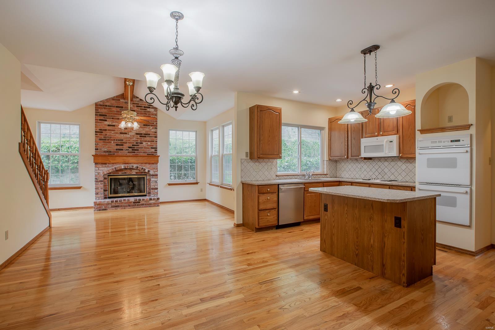 15570 Hitchcock Road Chesterfield, MO 63017 - Photo 14 of 31 Gallery Image 14
