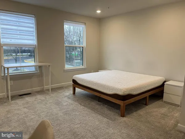 $3,100 | 13230 Woodland Park Road, Unit 1J, Herndon, VA 20171