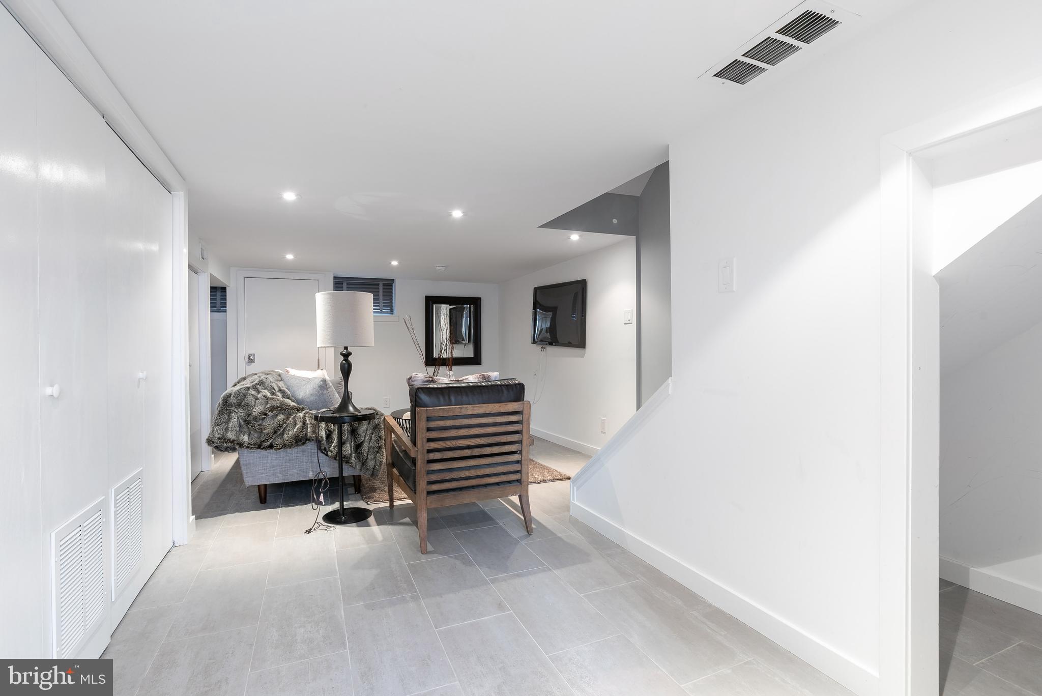 1713 Addison Street Philadelphia, PA 19146 - Photo 33 of 40 Gallery Image 33