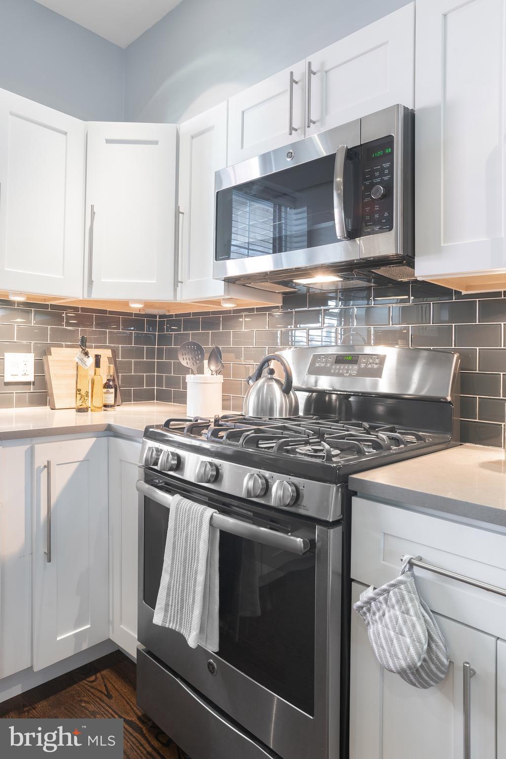 1713 Addison Street Philadelphia, PA 19146 - Photo 10 of 40 Gallery Image 10