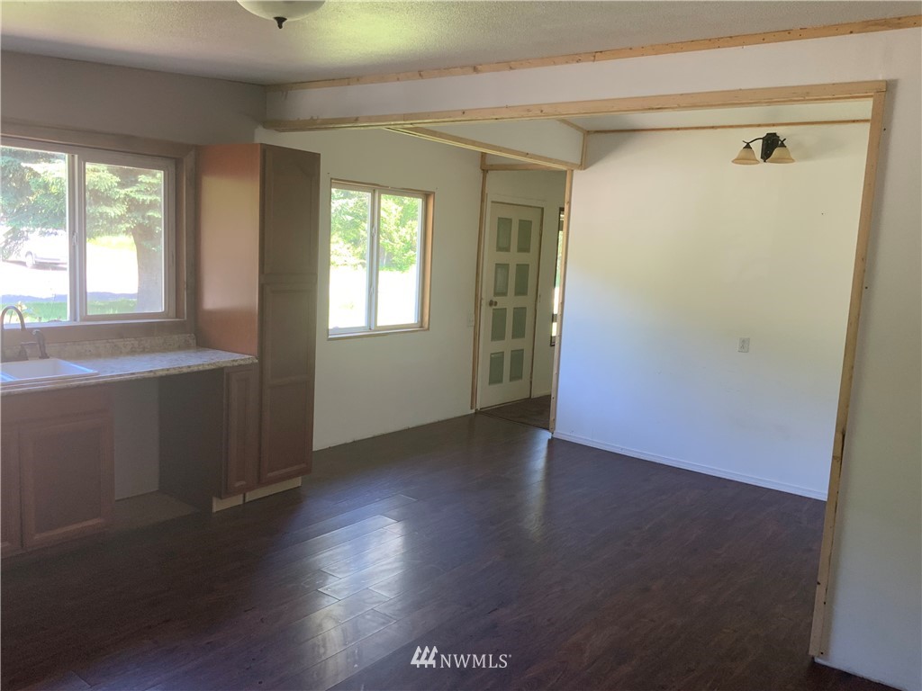 104 Gharet Road East Randle, WA 98377 - Photo 5 of 15 Gallery Image 5