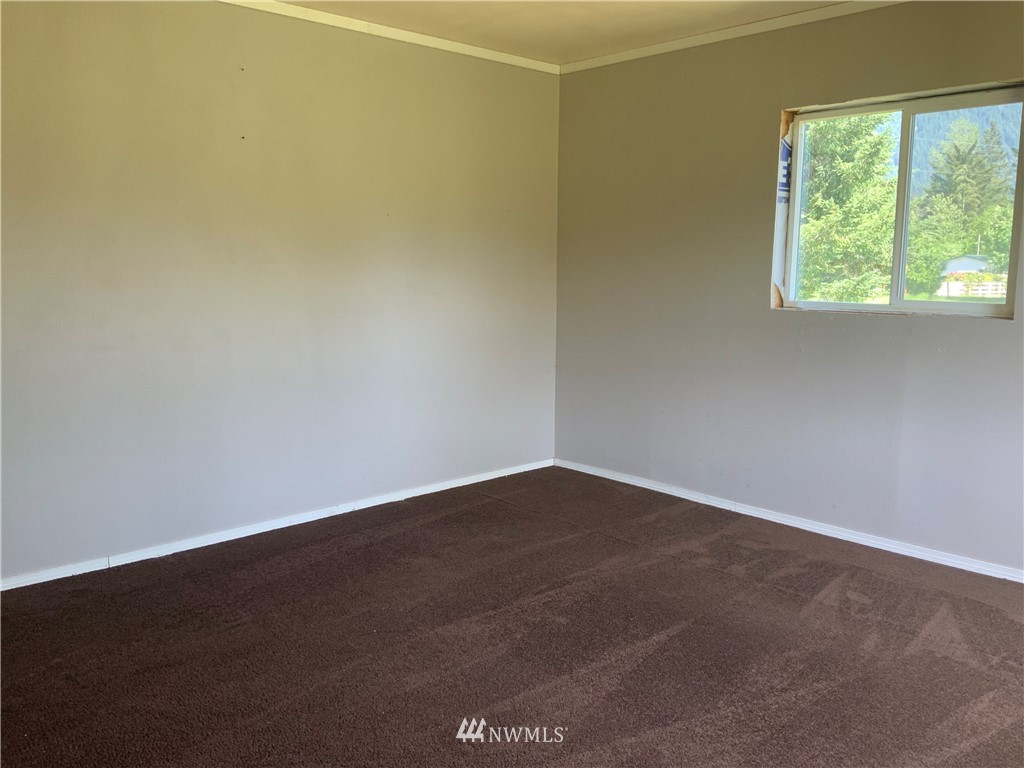 104 Gharet Road East Randle, WA 98377 - Photo 10 of 15 Gallery Image 10