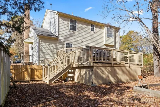 $295,000 | 2042 Killarney Place, Charlotte, NC 28262