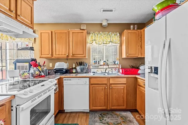 $295,000 | 2042 Killarney Place, Charlotte, NC 28262