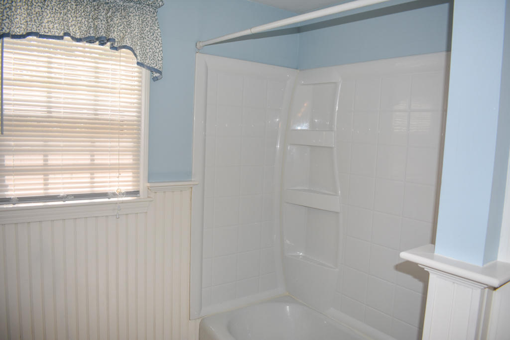 39 Beverly Road West Yarmouth, MA 02673 - Photo 20 of 32 DSC_0484