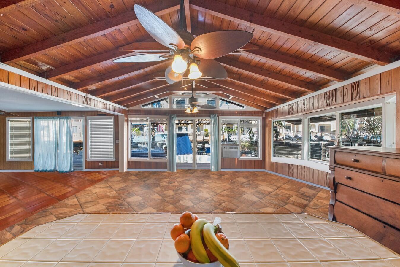 816 Chukker Road Delray Beach, FL 33483 - Photo 13 of 21 Natural Light