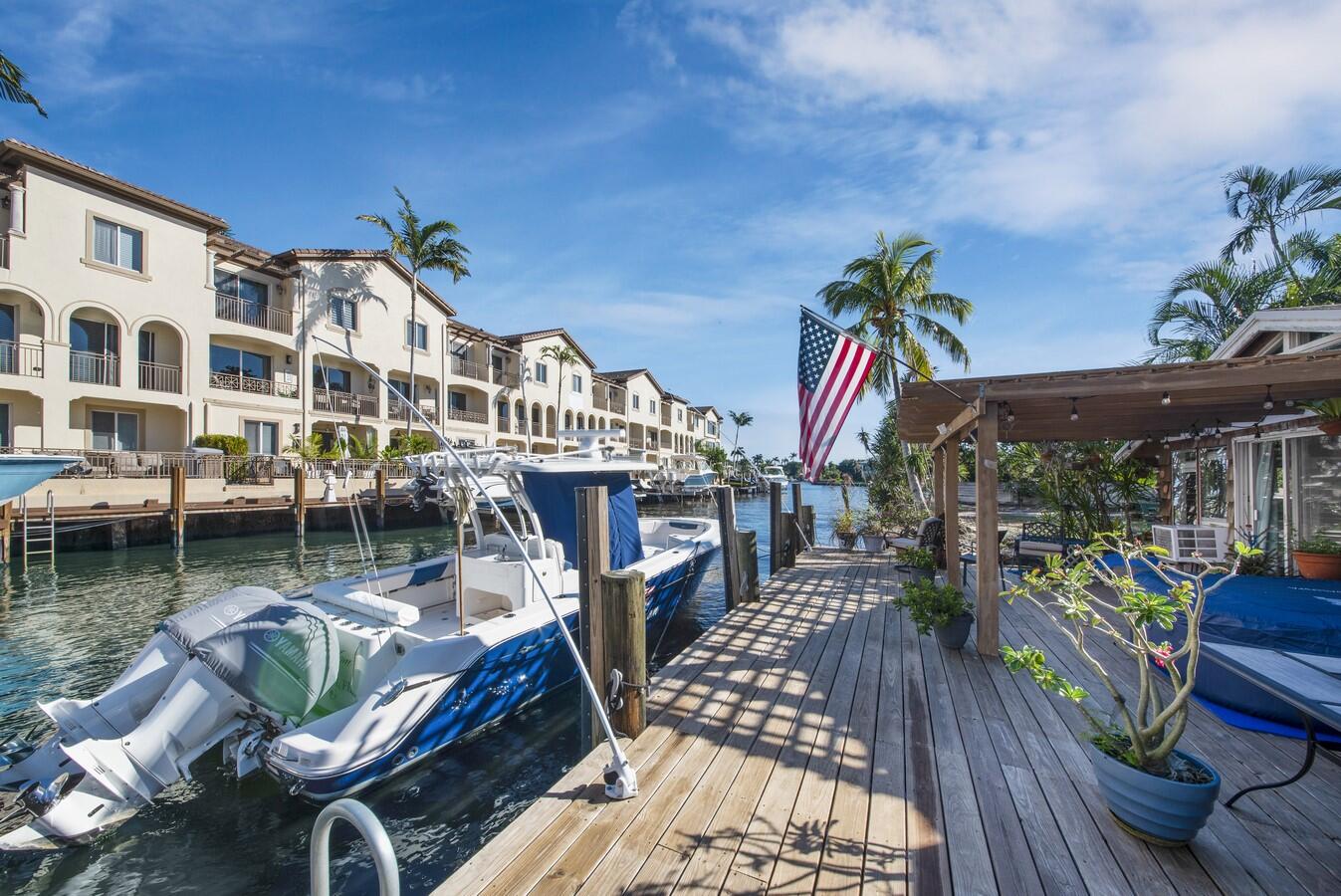 816 Chukker Road Delray Beach, FL 33483 - Photo 4 of 21 Intracoastal Home