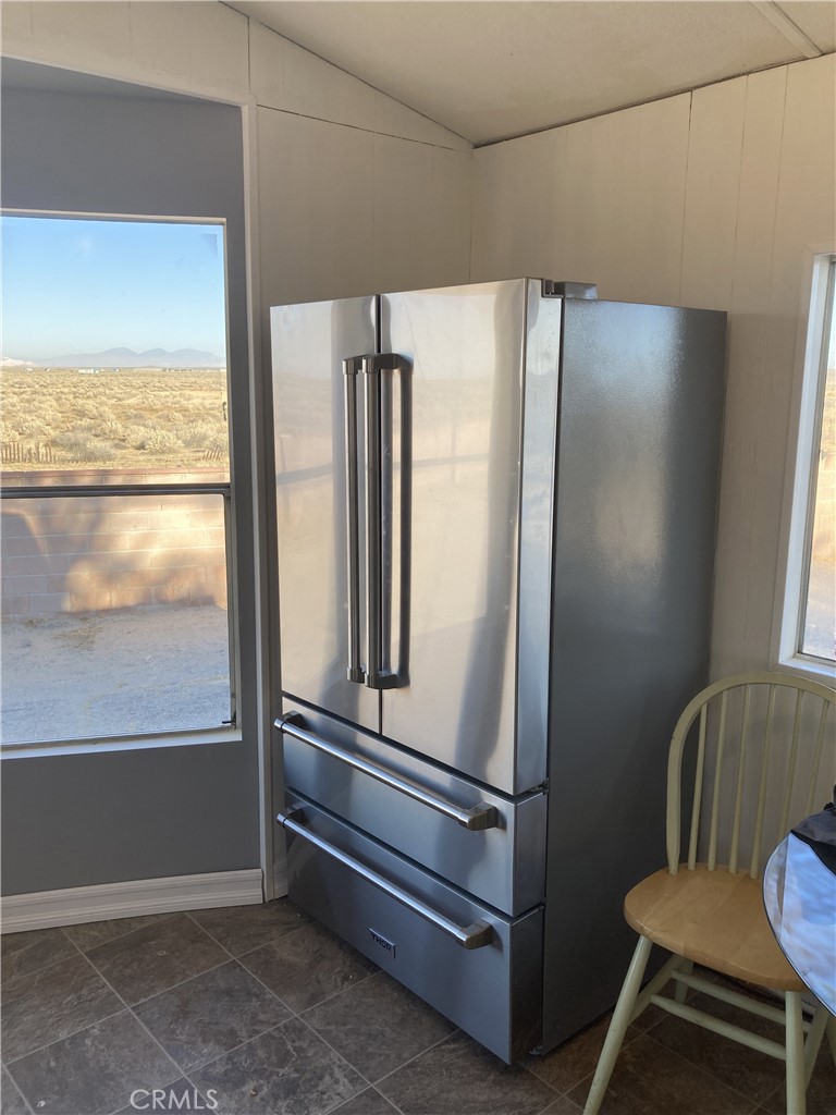 16450 Frontage Road, Unit 26 North Edwards, CA 93523 - Photo 7 of 19