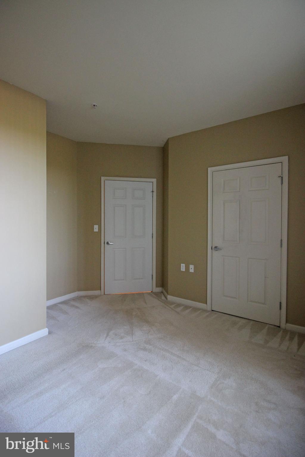 2726 Gallows Road, Unit 112 Vienna, VA 22180 - Photo 13 of 27 a view of an empty room
