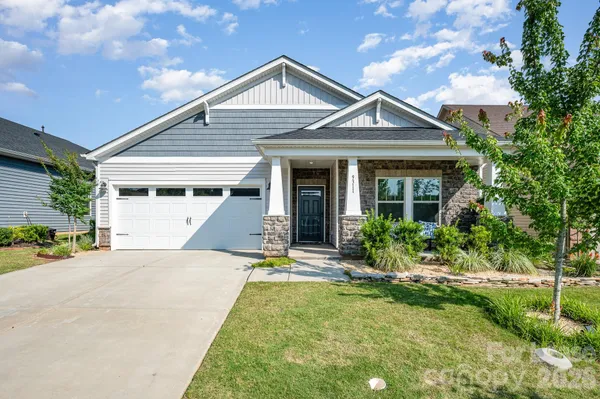 $2,900 | 9311 Dunwich Drive, Gastonia, NC 28056