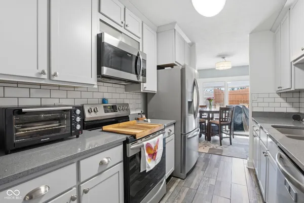 $214,900 | 5158 Coppertree Lane, Avon, IN 46123