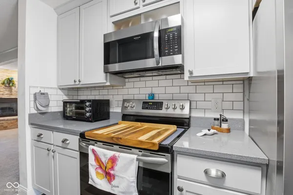 $214,900 | 5158 Coppertree Lane, Avon, IN 46123