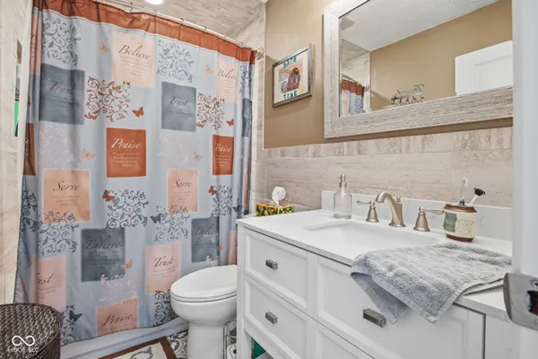 $214,900 | 5158 Coppertree Lane, Avon, IN 46123