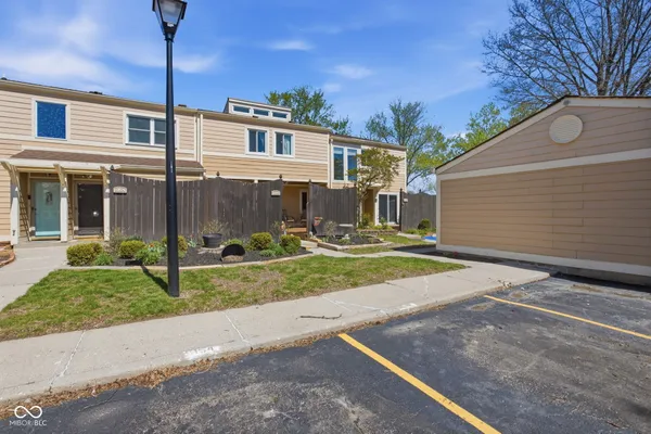 $214,900 | 5158 Coppertree Lane, Avon, IN 46123