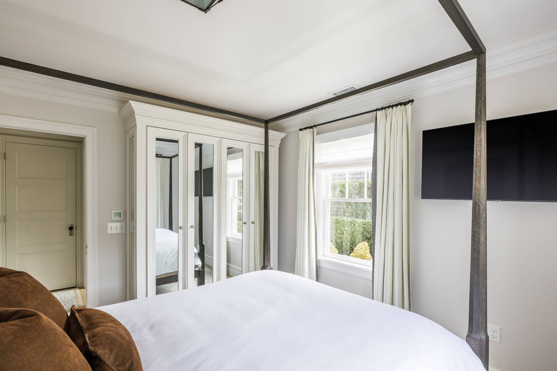 20 Chester Avenue Bridgehampton, NY 11932 - Photo 23 of 37