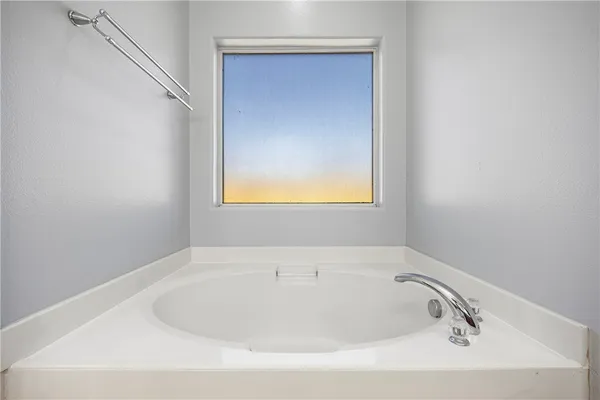 $2,450 | 8201 Azimuth Court, Corpus Christi, TX 78414