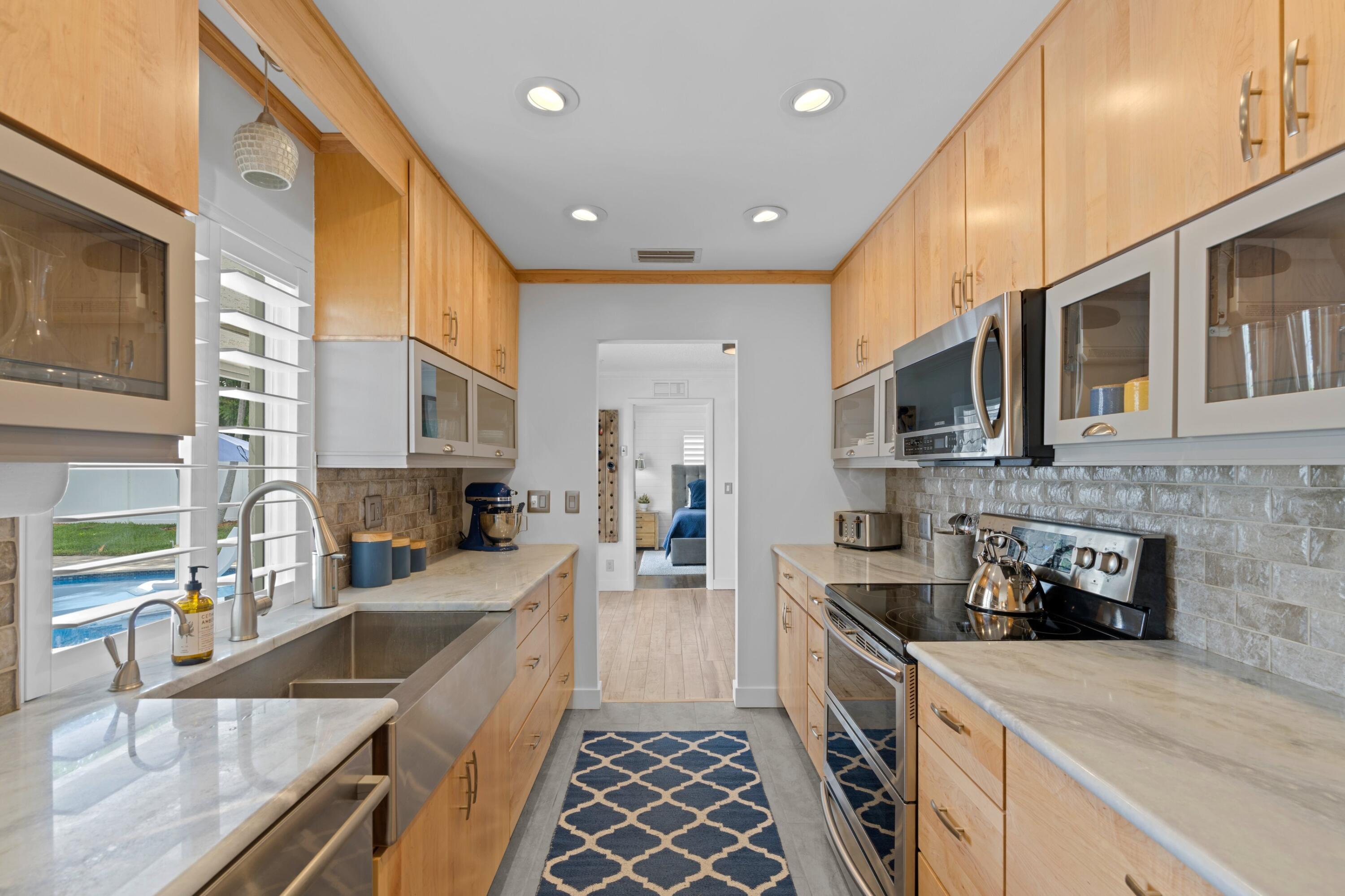 1609 Northwest 8th Street Boca Raton, FL 33486 - Photo 11 of 39 Kitchen