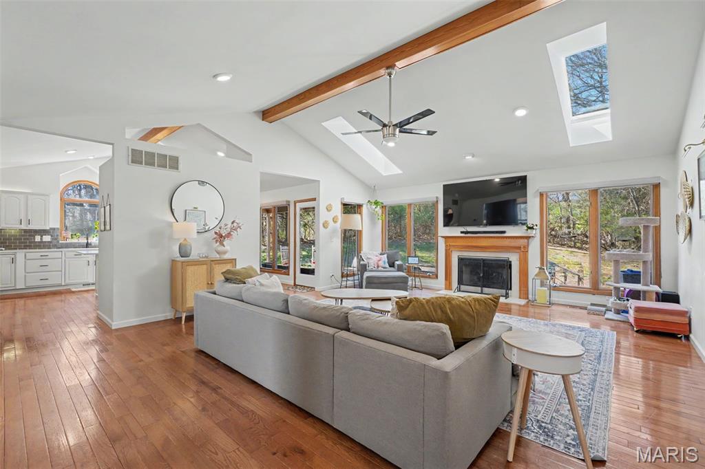 999 Timber Glen Lane Ballwin, MO 63021 - Photo 12 of 33