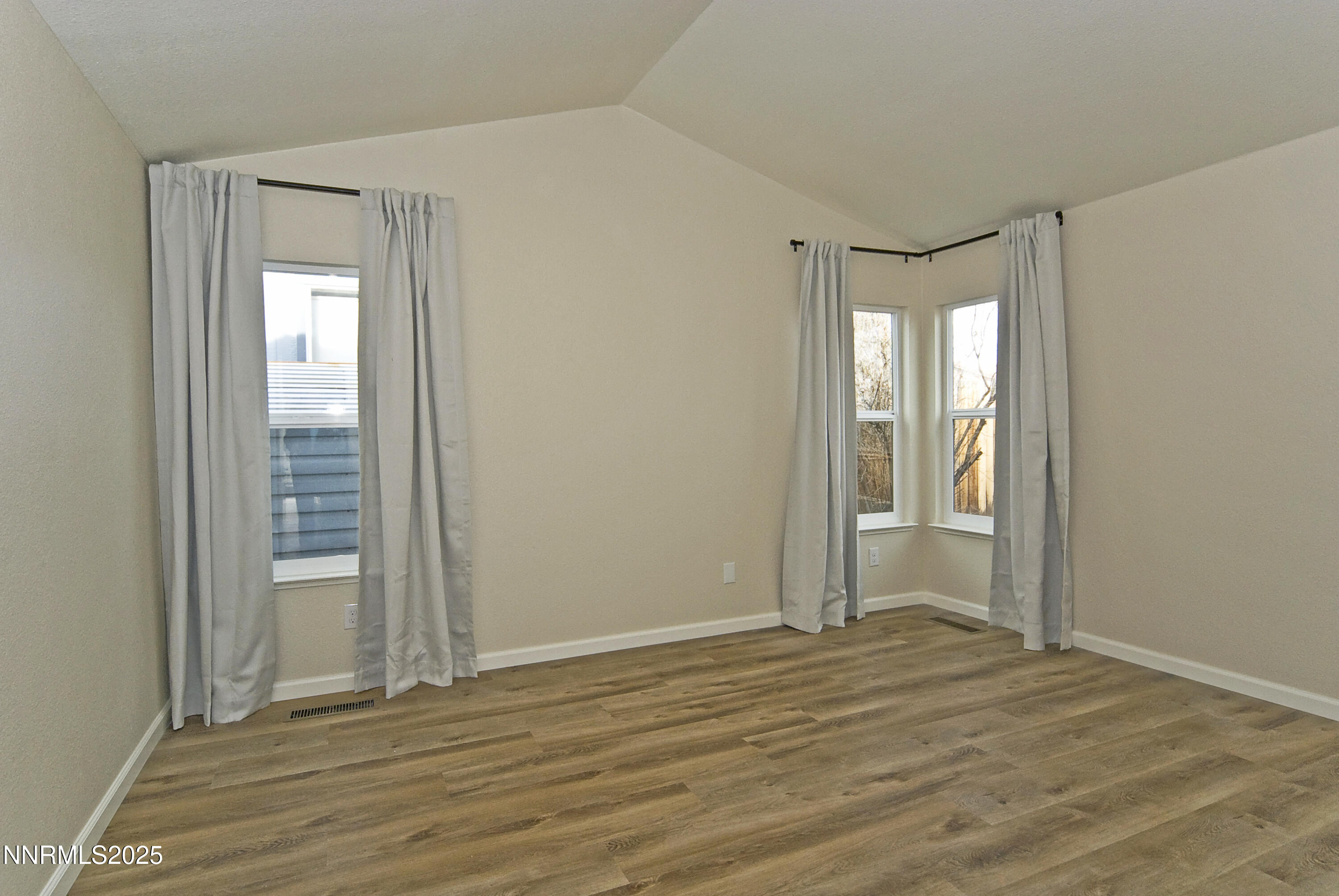 4705 Amber Hill Lane Reno, NV 89523 - Photo 14 of 37 Amber_16