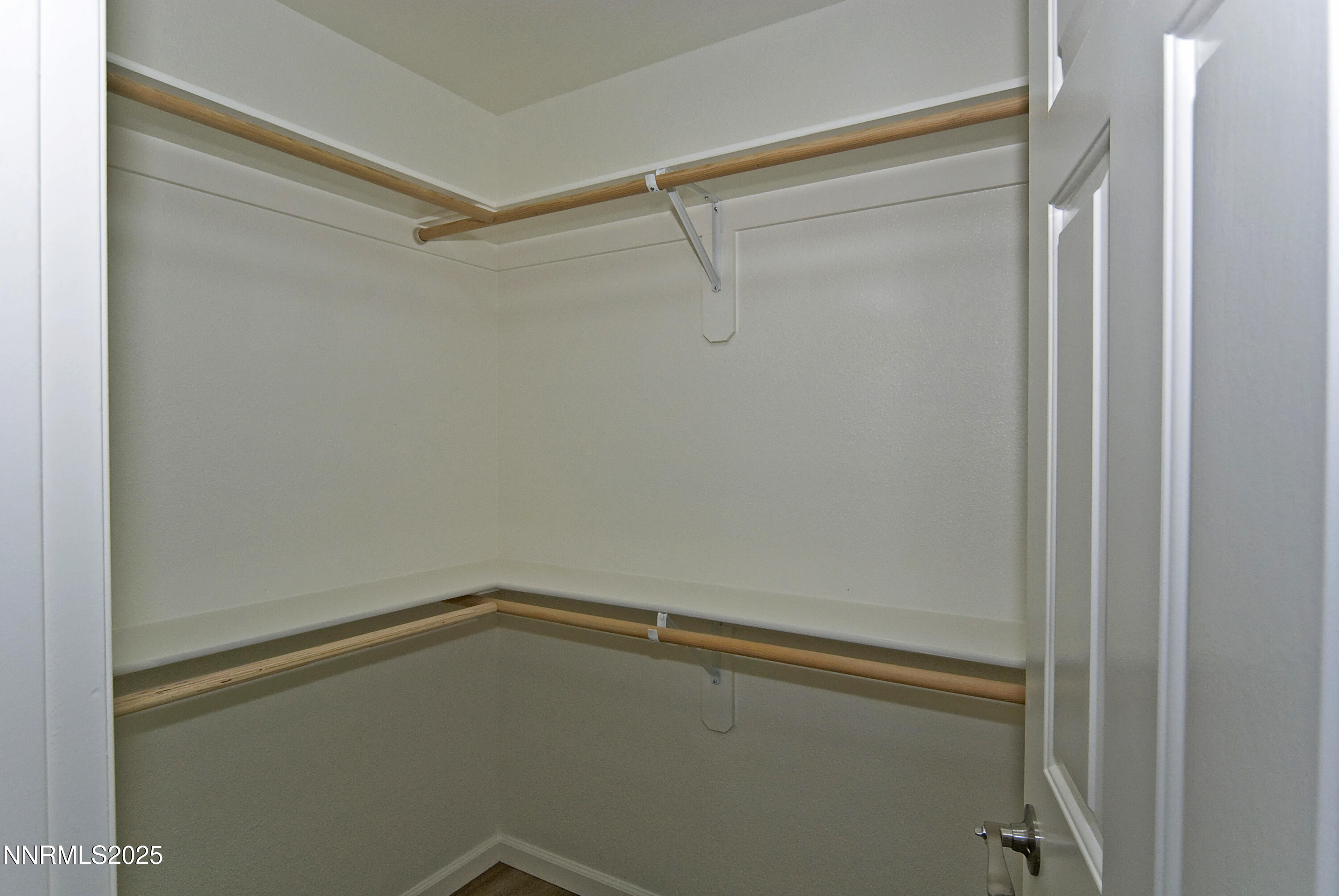 4705 Amber Hill Lane Reno, NV 89523 - Photo 20 of 37 Amber_20