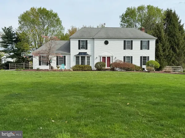 $1,095,000 | 4 Monroe Drive, Princeton Junction, NJ 08550