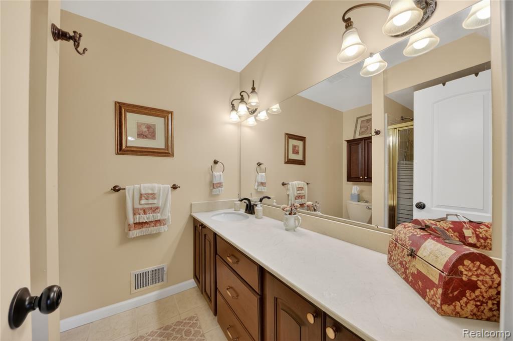44570 Ridgefield Road Canton, MI 48188 - Photo 22 of 31