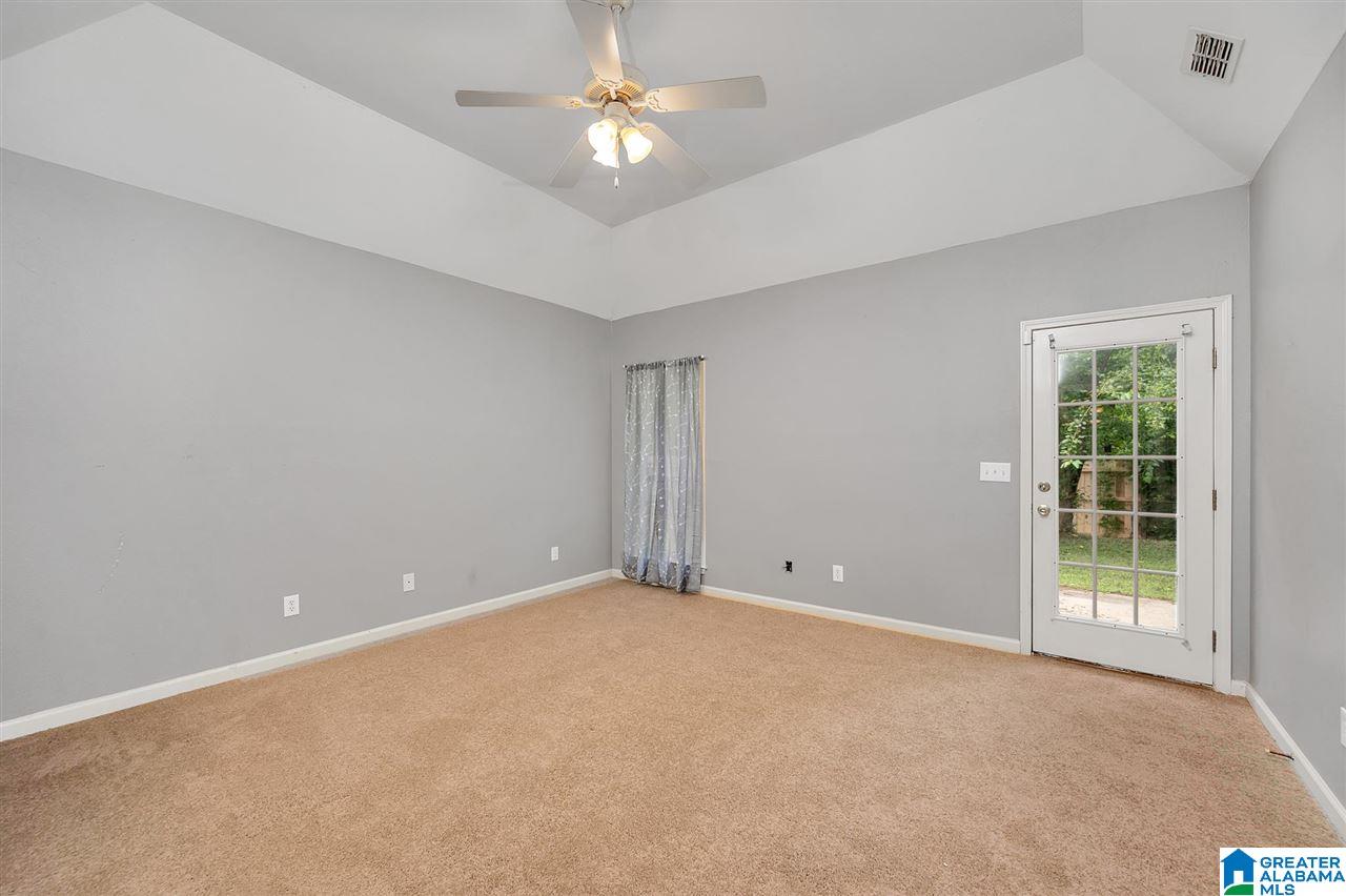 105 Mayfair Lane Calera, AL 35040 - Photo 10 of 16