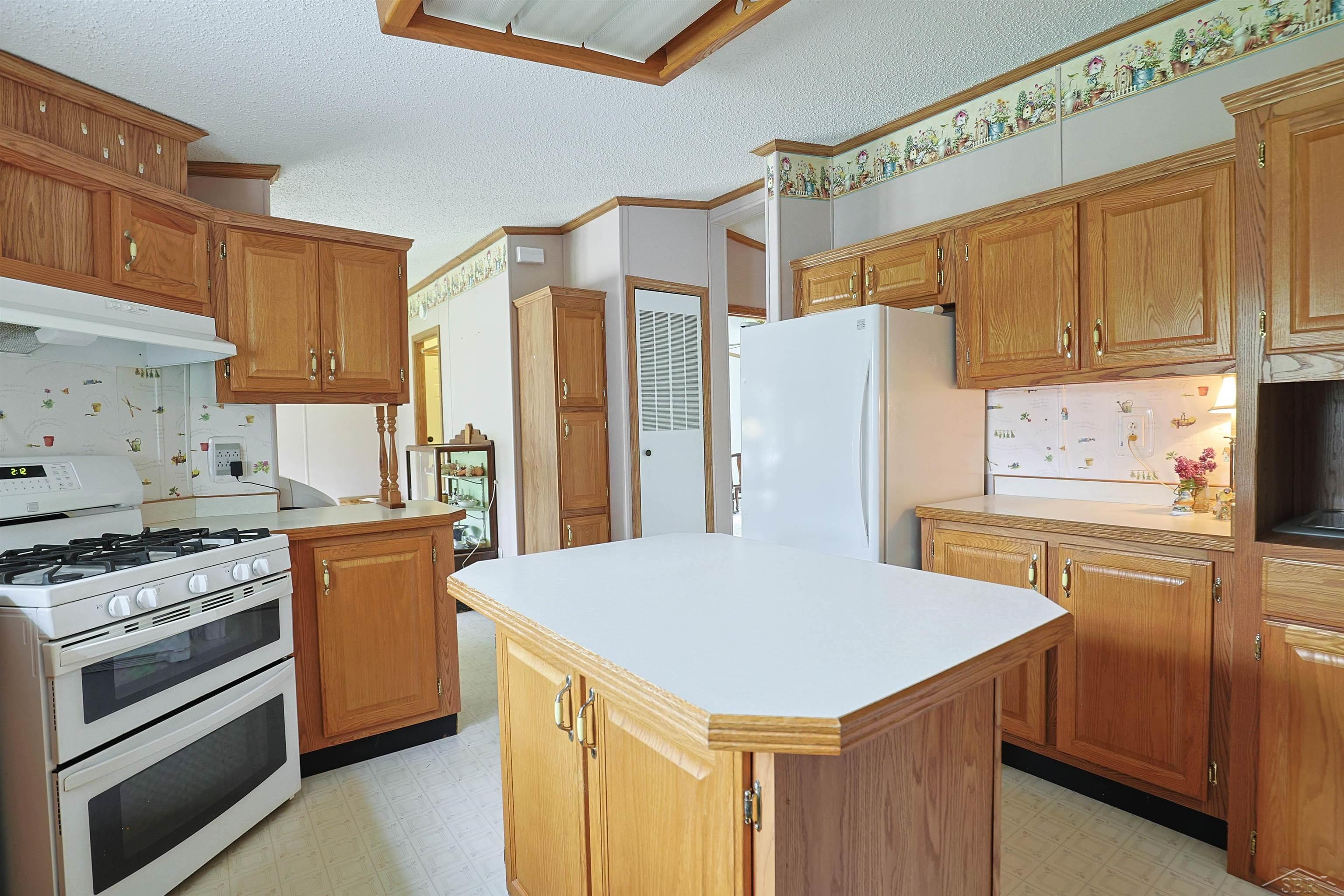 13301 Elms Road Birch Run, MI 48415 - Photo 24 of 39