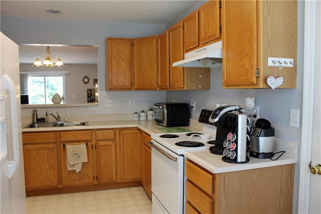 266 Englewood Road Springfield, OH 45503 - Photo 4 of 28 Gallery Image 4