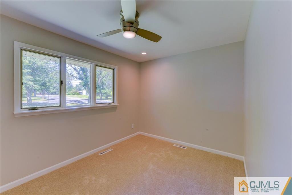 2 Halsey Road Kendall Park, NJ 08824 - Photo 14 of 21 Gallery Image 14