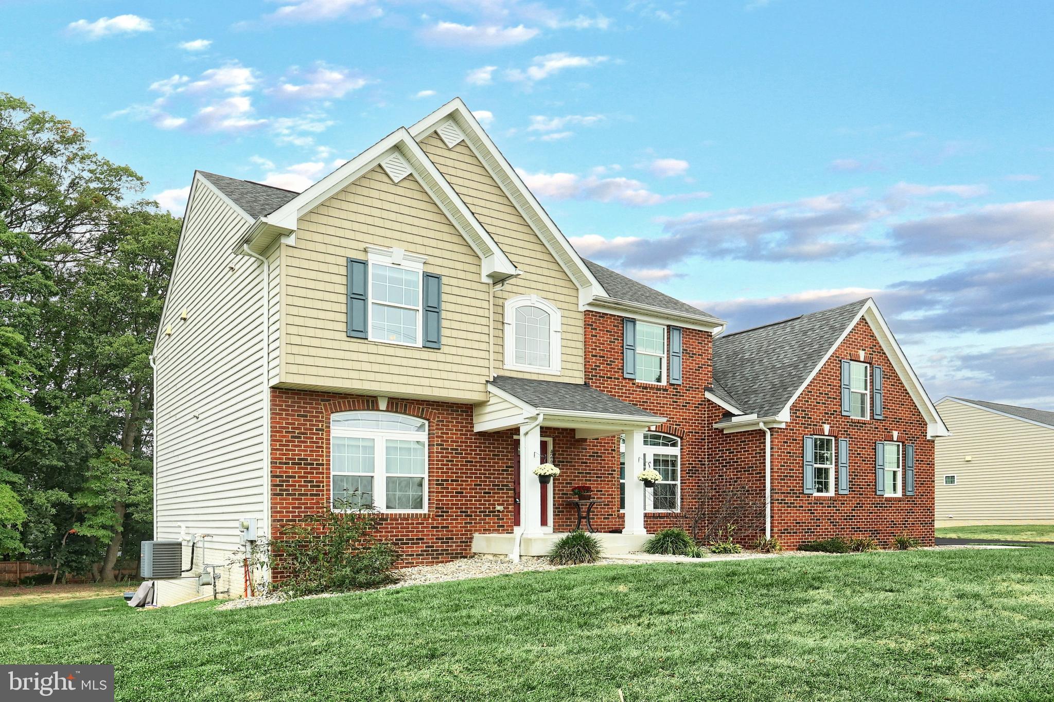 4261 Grandview Road Hanover, PA 17331 - Photo 2 of 50 Gallery Image 2