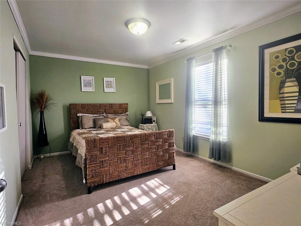 2514 Renard Road Greensboro, NC 27406 - Photo 11 of 17 2nd bedroom