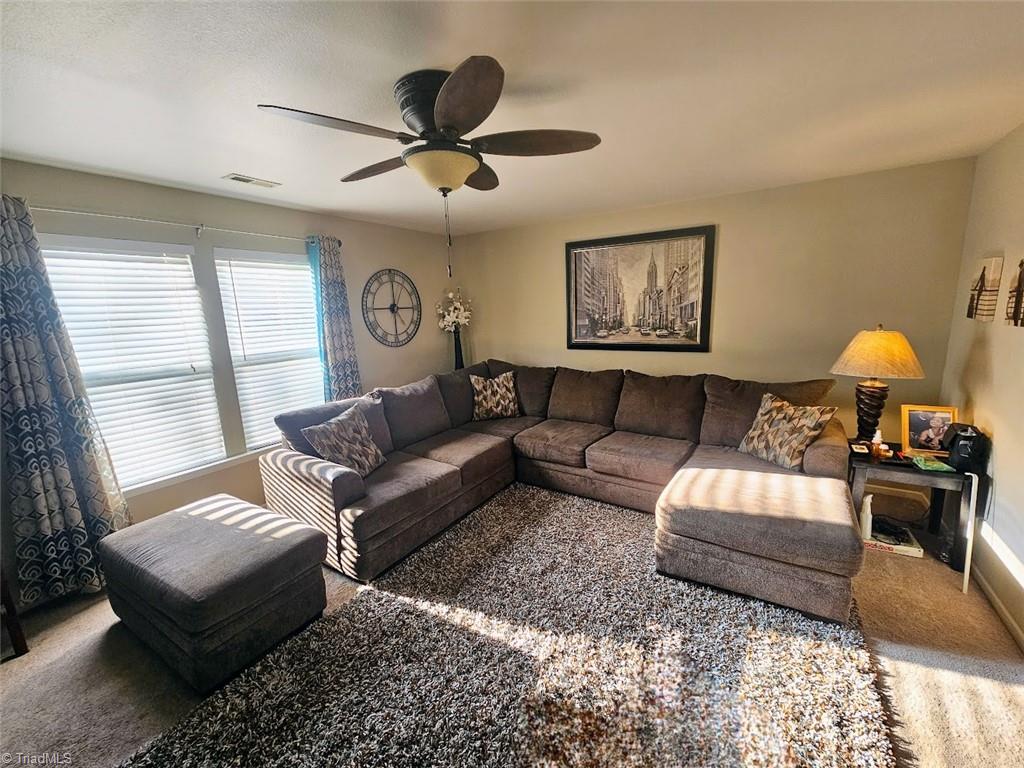 2514 Renard Road Greensboro, NC 27406 - Photo 8 of 17 Upstairs versatile den