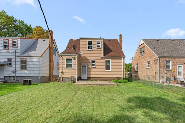 $167,500 | 7407 Jarnecke Avenue, Hammond, IN 46324