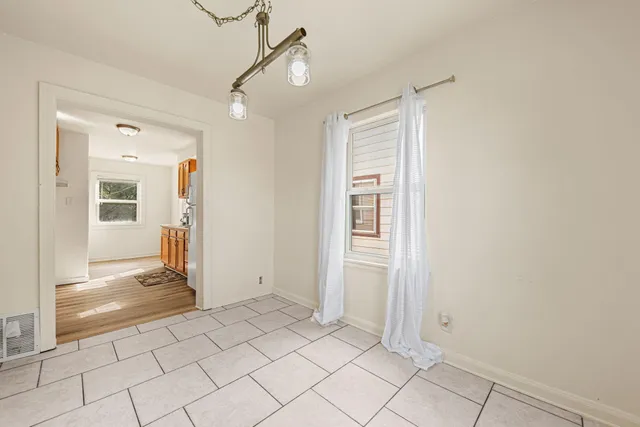 $167,500 | 7407 Jarnecke Avenue, Hammond, IN 46324