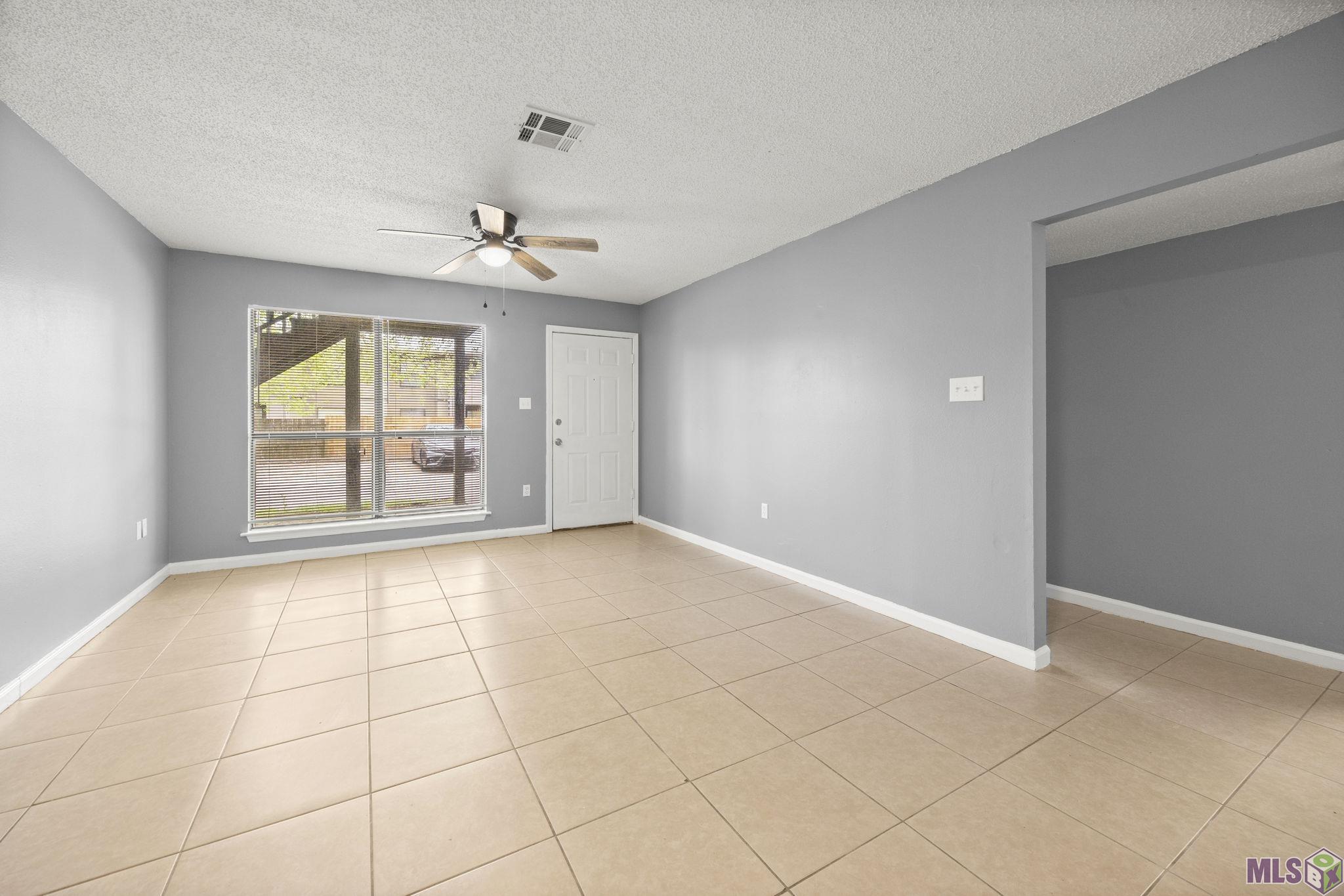 1724 South Brightside View Drive, Unit I Baton Rouge, LA 70820 - Photo 3 of 12
