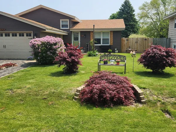 $369,000 | 1525 Prairie Drive, Mount Pleasant, WI 53406