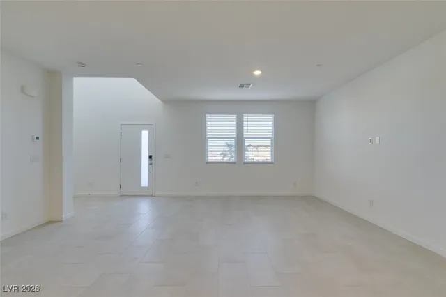 $1,970 | 302 Walsh Peak Avenue, Henderson, NV 89015