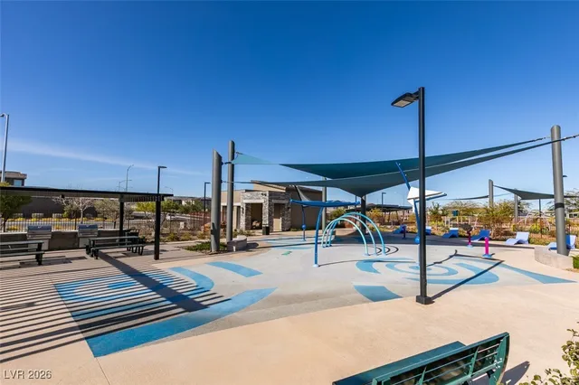 $1,970 | 302 Walsh Peak Avenue, Henderson, NV 89015