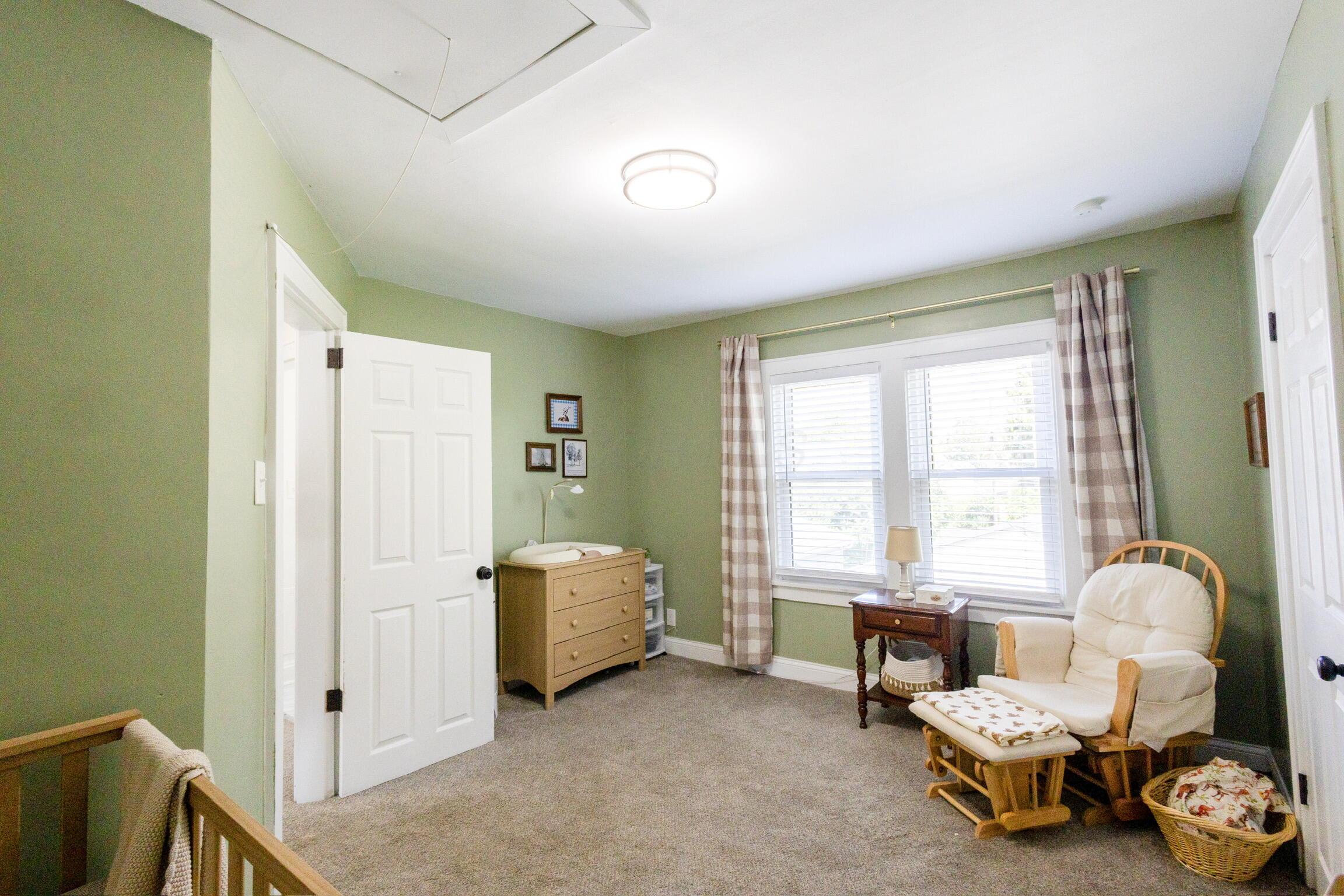 2970 Wicklow Road Columbus, OH 43204 - Photo 18 of 22 Upstairs Room 3