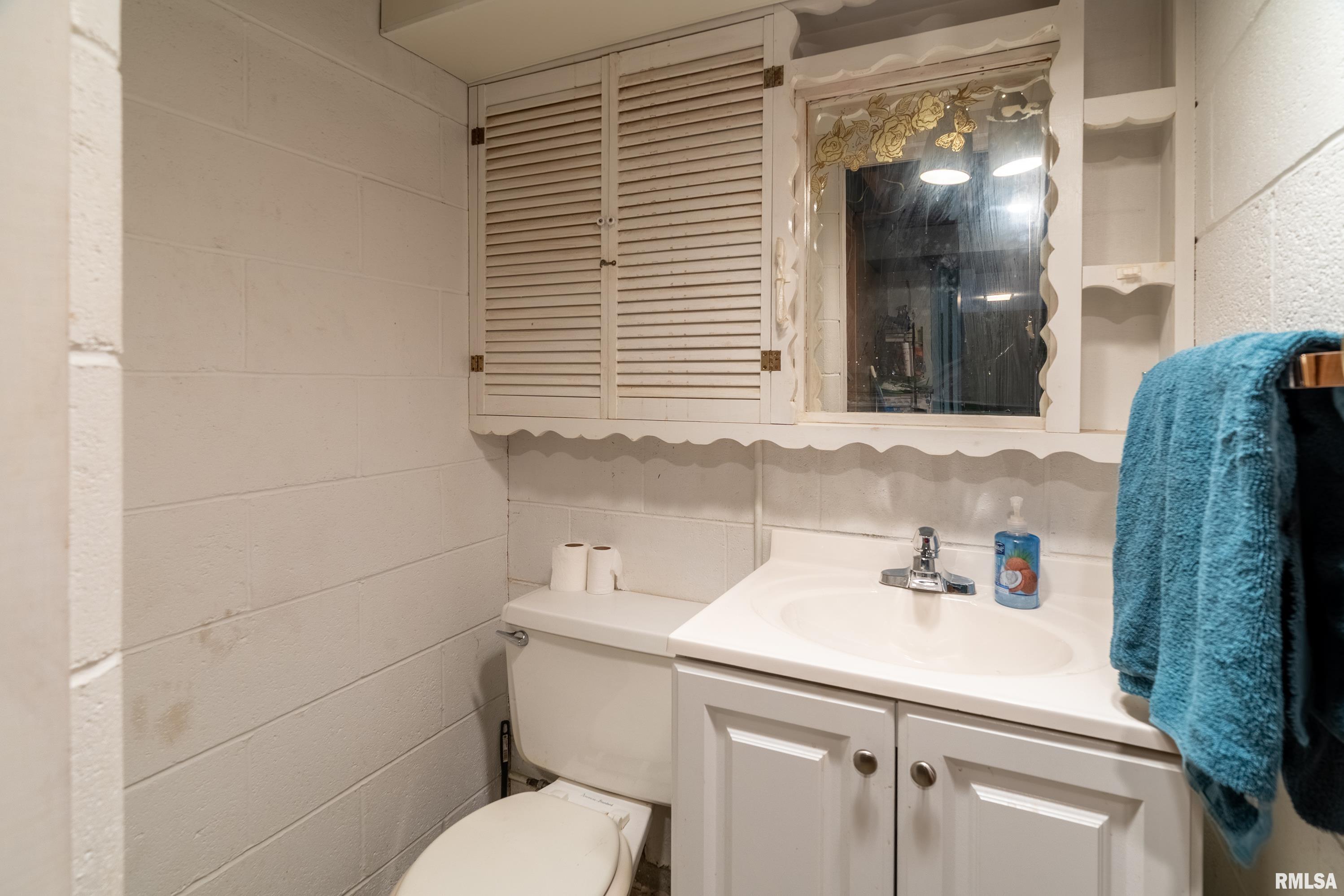 2010 1st Street Eldorado, IL 62930 - Photo 23 of 37