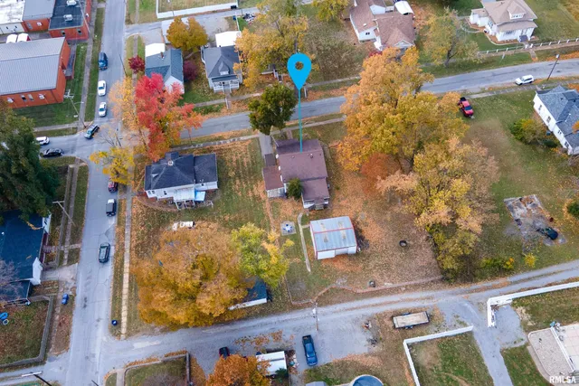 $85,000 | 2010 1st Street, Eldorado, IL 62930