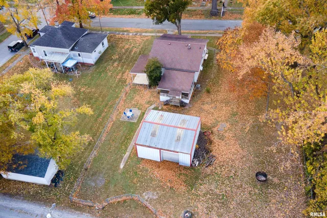 $85,000 | 2010 1st Street, Eldorado, IL 62930